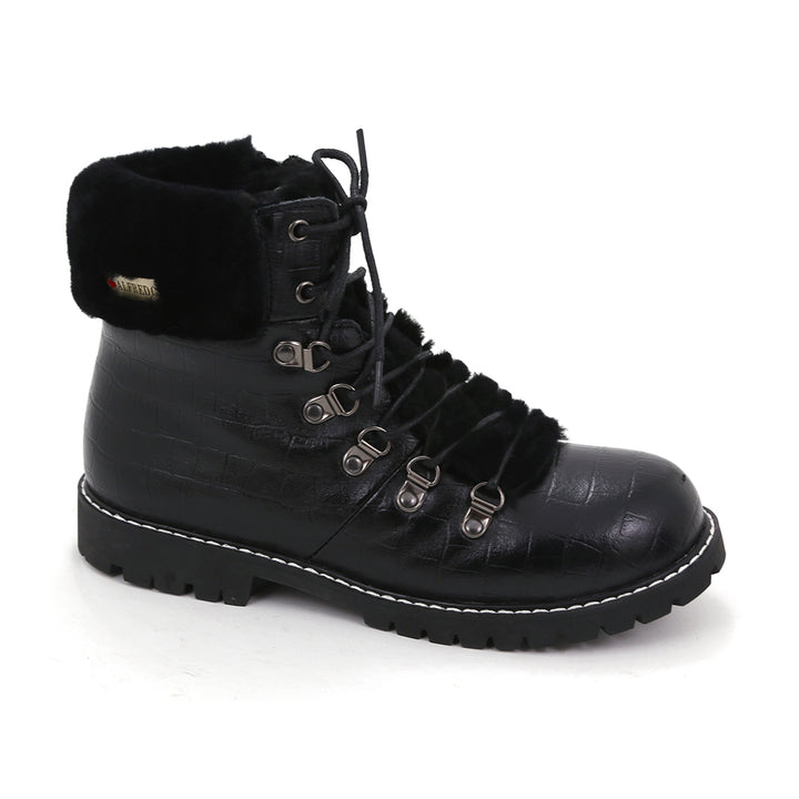 Aisha Croco - Boots in Waterproof Leather with Retractable Cleats