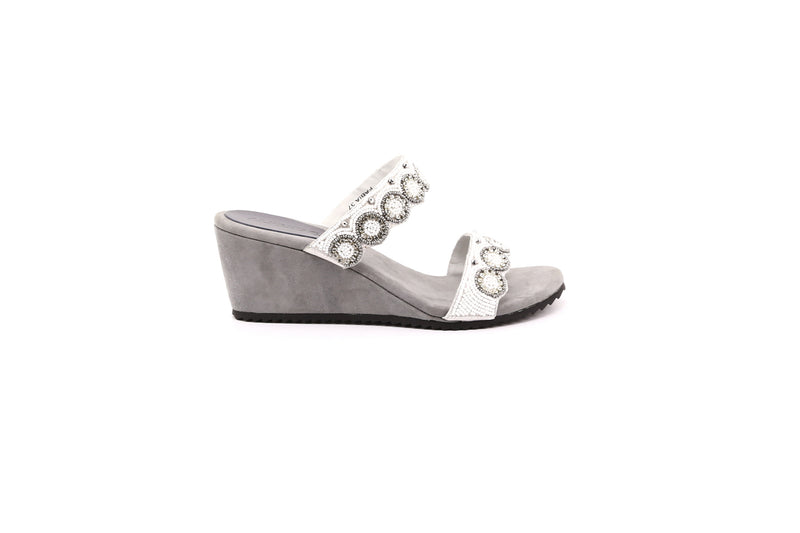 Eliana Women&