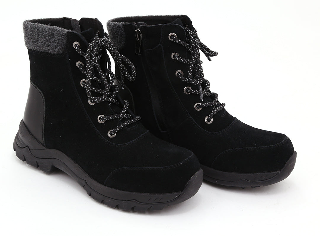 Suzie - Boots in Waterproof Suede with studs